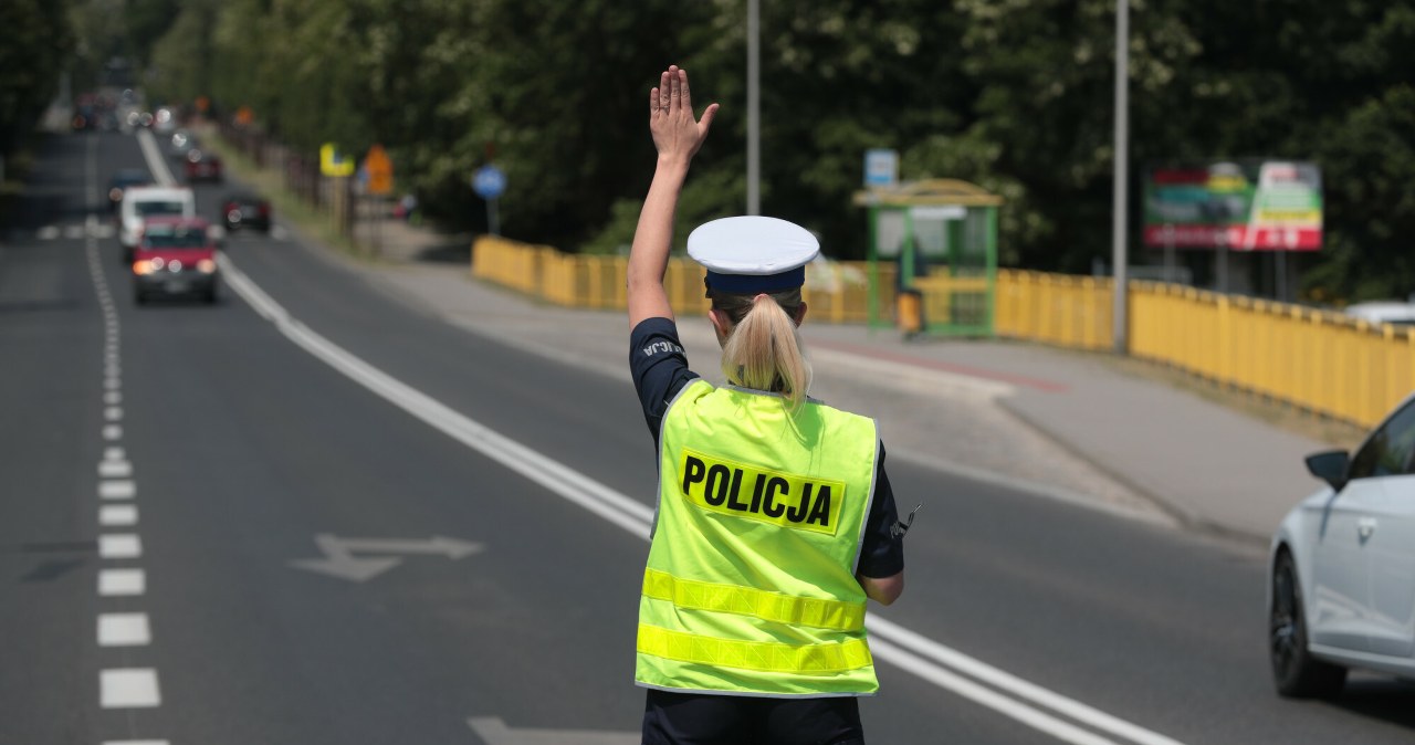 Vairuotojai atrado legalią spragą: atsisako baudos, kad neprarastų teisių dėl taškų