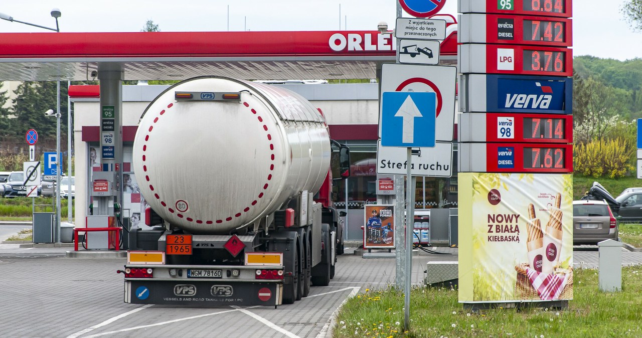 Pamatei degalų cisterną prie kolonėlės? Ekspertai įspėja: geriau ten nepilkite