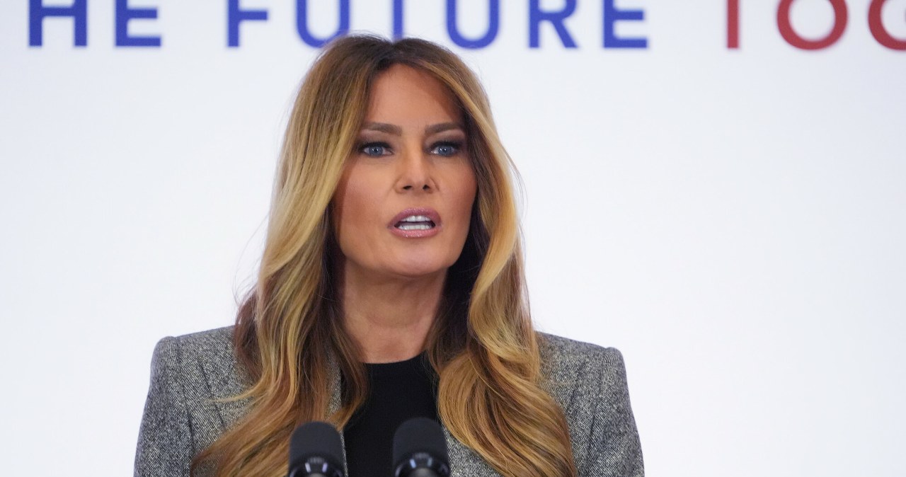 Melanios Trump kalba Vašingtone truko 7 minutes, bet jos įvaizdis sukėlė diskusijas