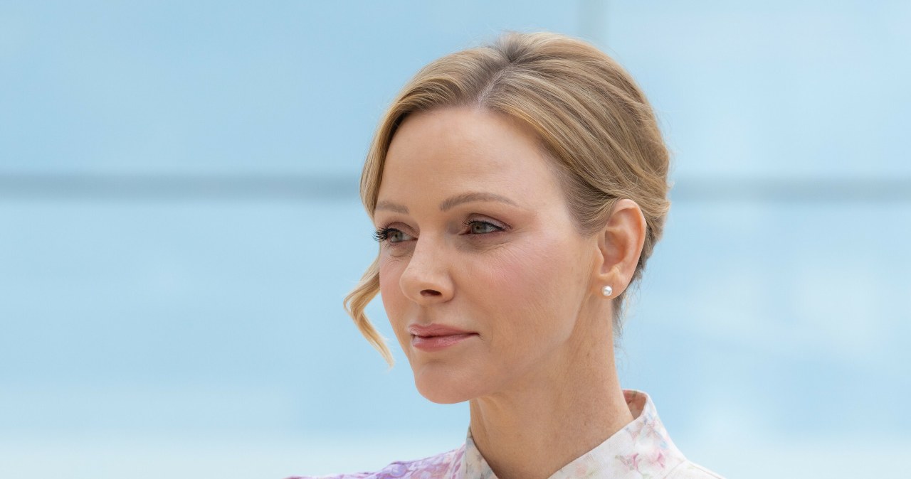 Kunigaikštienė Charlene nustebino: retai besišypsanti Monako valdovė sužibo mergaitiškai