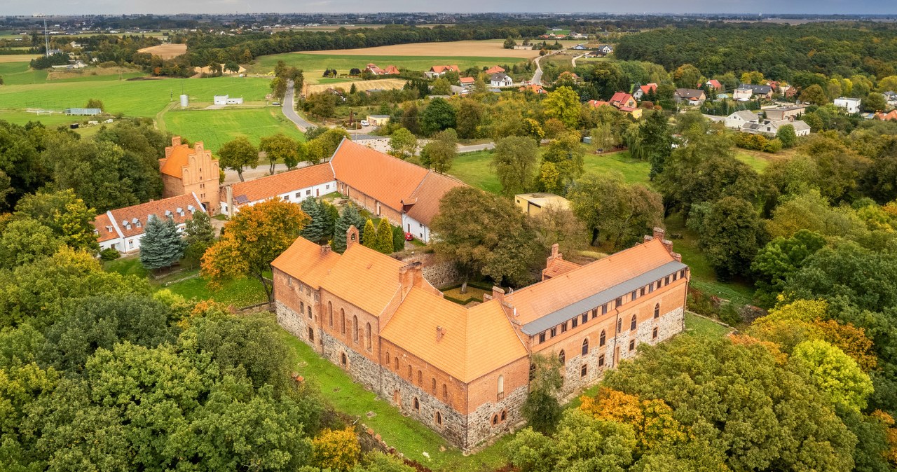 Mažai kas žino: XIII a. kryžiuočių pilis prie Vyslos iki šiol stebina savo išlikimu
