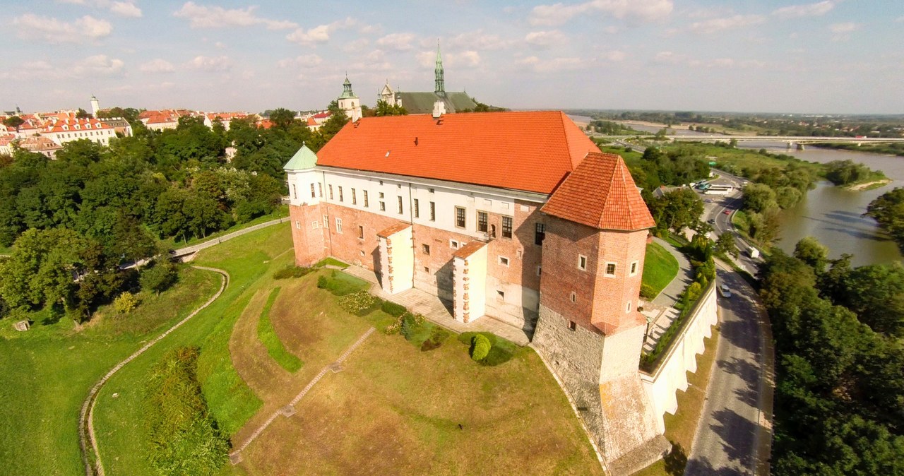 Karališka paslaptis prie Vyslos: ką pamatyti Sandomiero pilyje ir jos viduje