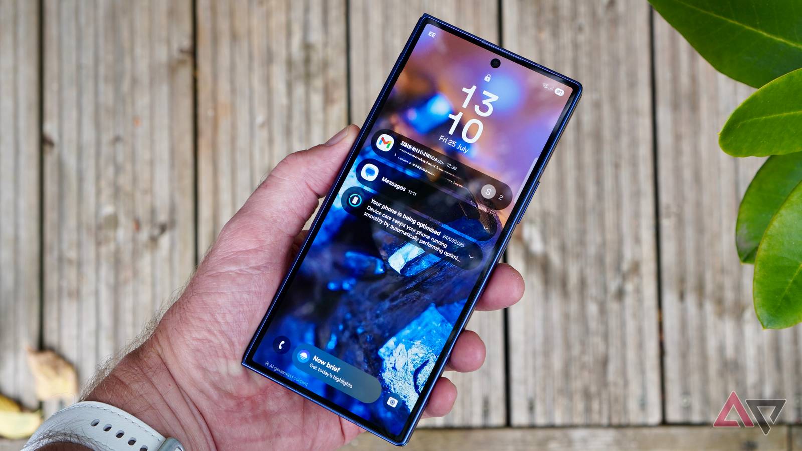 „Samsung“ ruošia proveržį: „Galaxy Z Fold 8“ pagaliau gaus 45 W įkrovimą ir didesnę bateriją