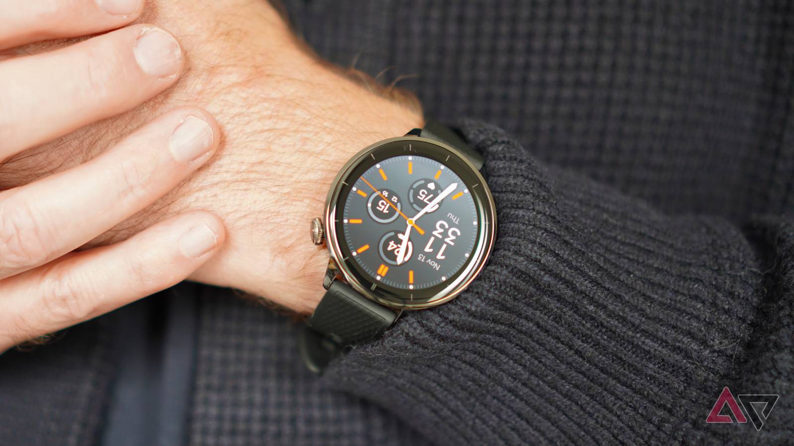 „OnePlus Watch 4“ ruošia patvarumo šuolį: IP69 ir didesnė baterija prieš „Galaxy Watch Ultra“