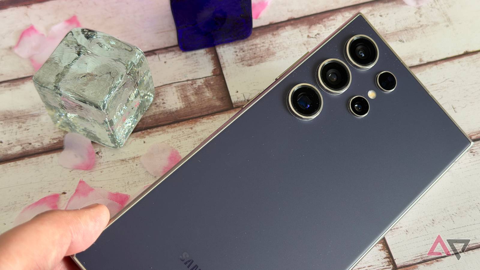 „Samsung“ pagaliau prabilo apie „Galaxy S24“: svarbus 2026 m. kovą atnaujinimas jau čia
