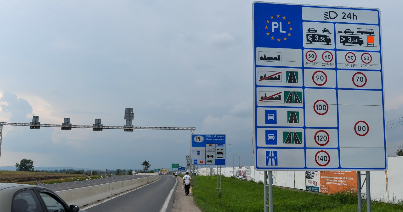 Tempomatas įjungtas, bet klaida kainuos: kada greitkelyje 120 km/h virsta bauda?
