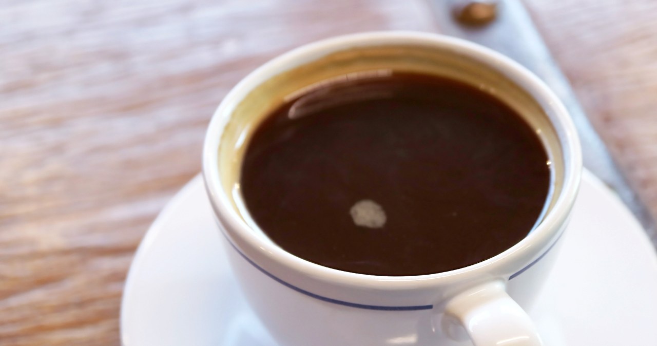Kava su alyvuogių aliejumi užkariauja pasaulį: ar „Starbucks“ idėja išties sveika?
