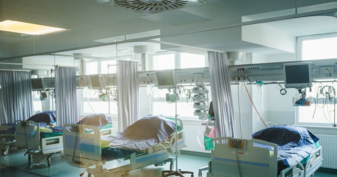 Lenko ligoninė nebeturi lėšų algoms: 123 mln. skolų našta ir planas keisti veiklos profilį