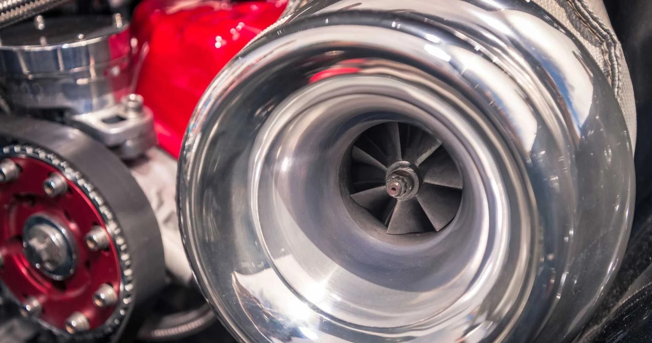 Mechanikai įspėja: viena klaida keičiant oro filtrą gali pražudyti turbiną ir variklį