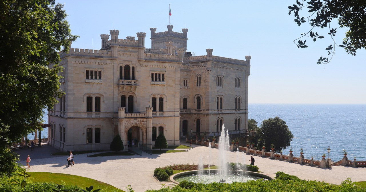 Trieste stūksanti pilis su vaizdu į jūrą slepia niūrią Habsburgų prakeiksmo legendą