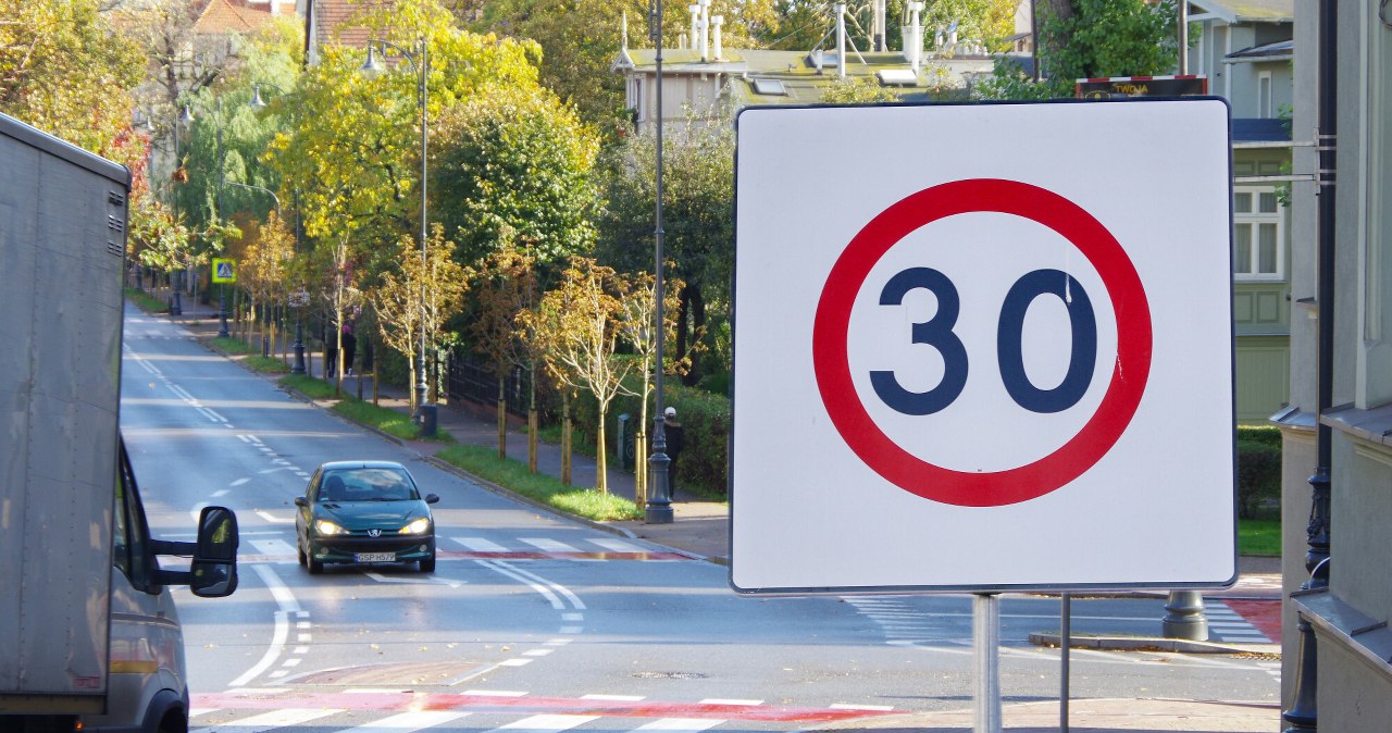 Strefa tempo 30 – ne gyvenamoji zona: daugelis vairuotojų iki šiol klysta