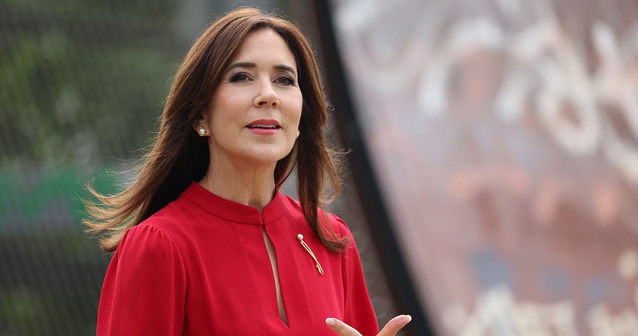 Mados pasaulis ūžia: Danijos karalienė Marija parodė, kaip dėvėti madingiausias 2026 spalvas
