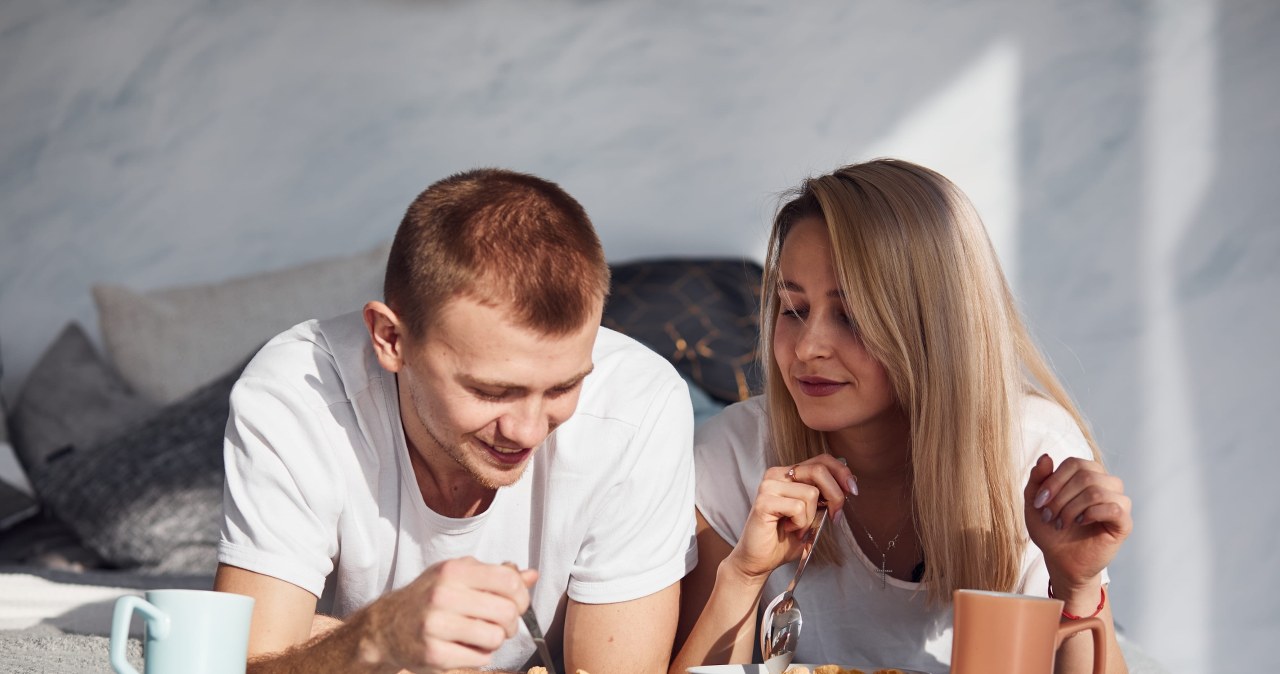 Laimės dieta: šie kasdieniai produktai pastebimai gerina nuotaiką, miegą ir dėmesį