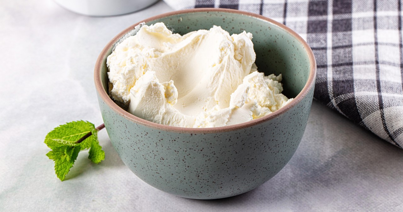 Mascarpone atrodo nekaltas, bet gydytojai įspėja: šis sūris greitai kelia kalorijas ir LDL