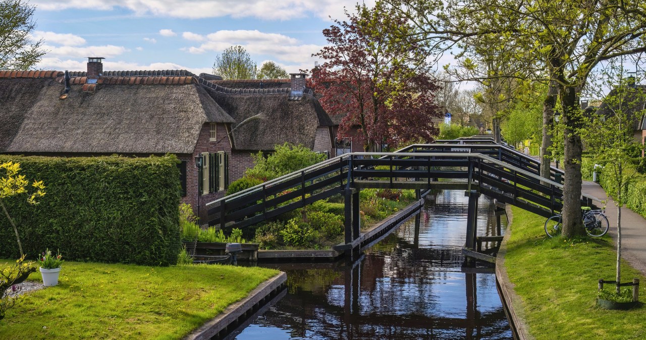 Giethoorn, vadinamoji Olandijos Venecija: 176 kanalai, gyvenimas be kelių ir ką pamatyti