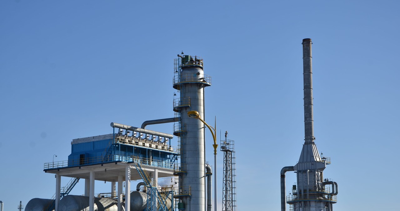 Įtampa Artimuosiuose Rytuose kelia naftos kainas: „Brent“ vėl virš 100 JAV dolerių už barelį
