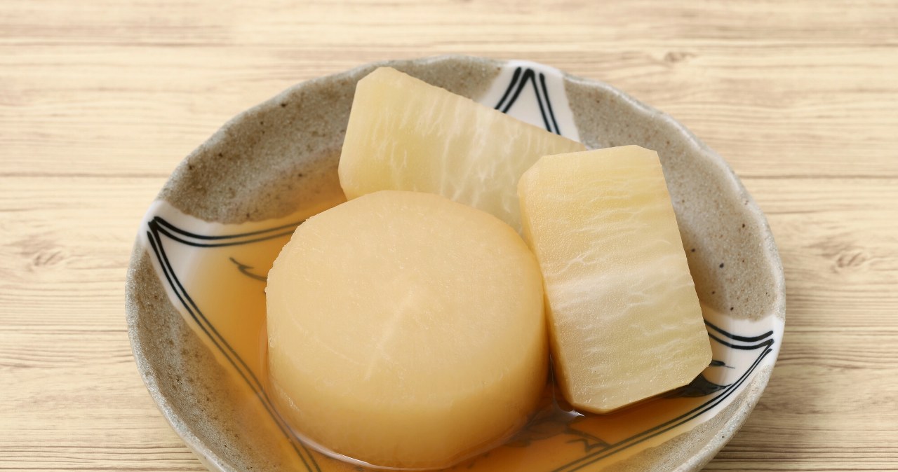 Japonų triukas prie riebios žuvies: daikonas padeda virškinimui, svoriui ir odai