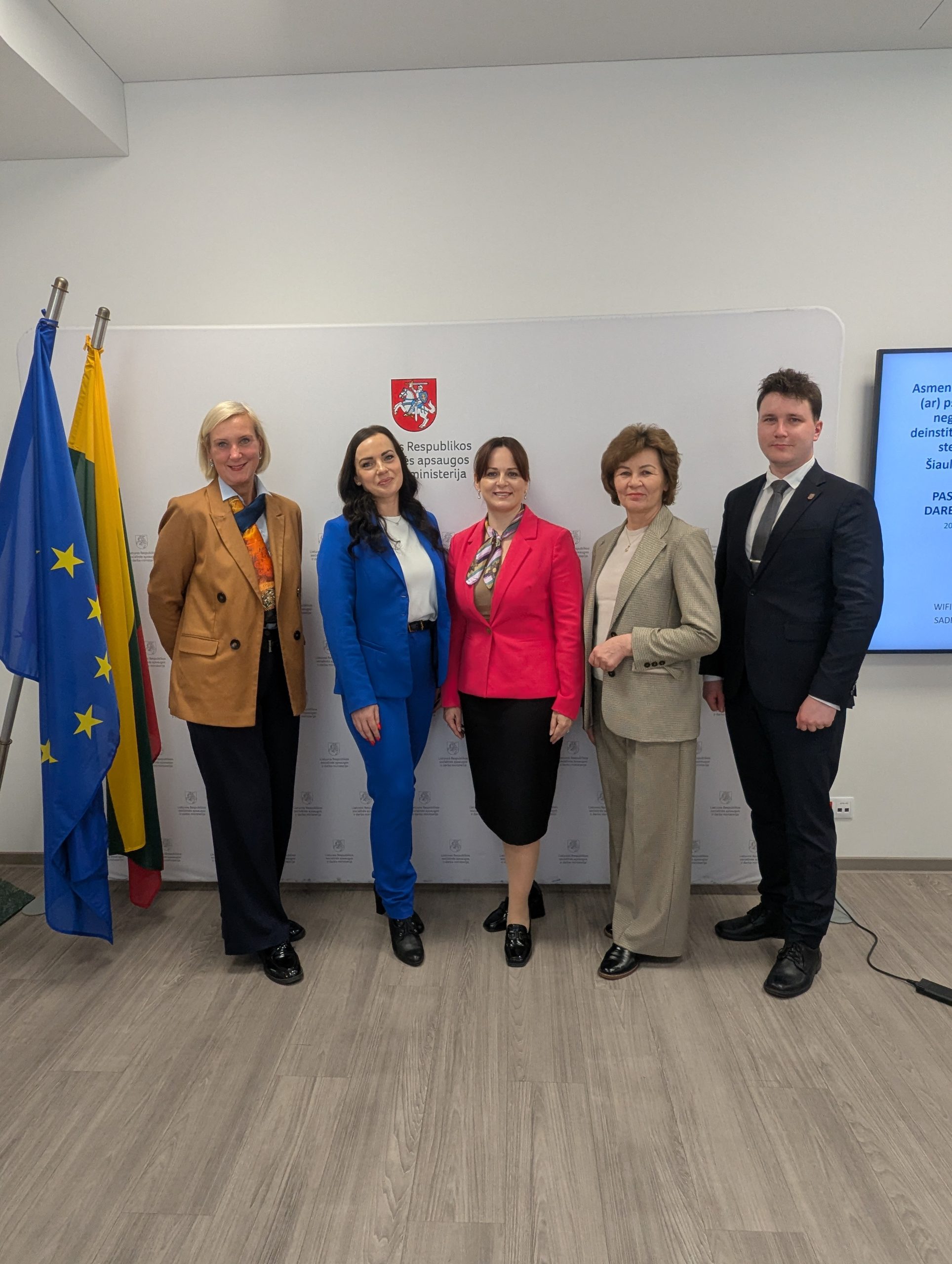 Ministerija su Šiaulių regionu aptarė deinstitucionalizaciją: kokių pokyčių laukia Kelmė iki 2030 metų