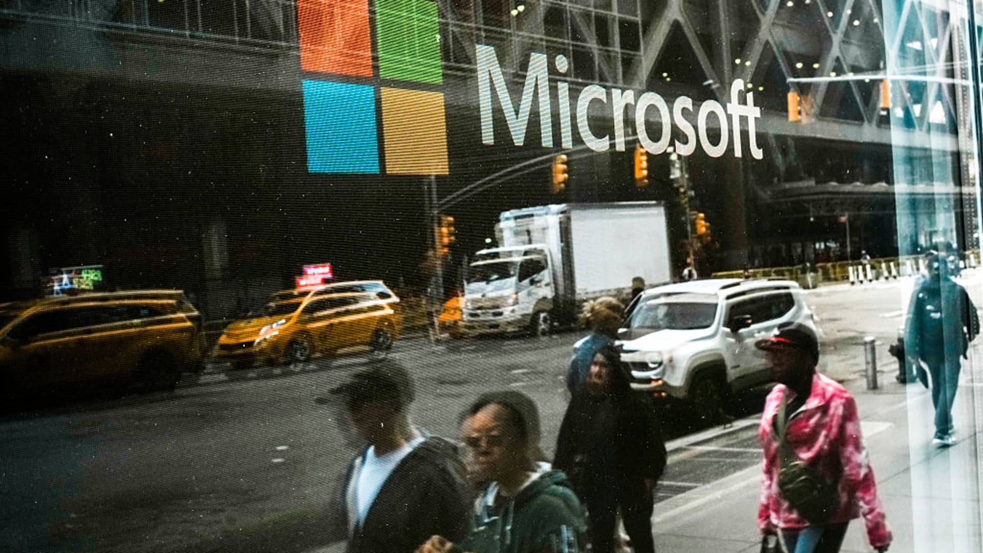 „Microsoft“ pirmąkart siūlo išpirkas darbuotojams: paliesti gali iki 7 proc. JAV komandos