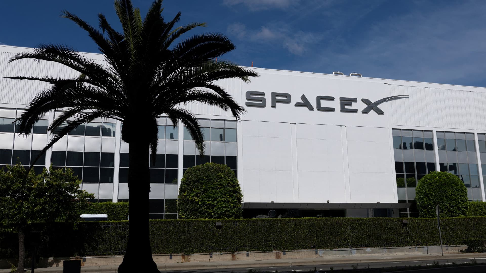 Jimas Crameris įspėja: IPO banga iš „OpenAI“, „SpaceX“ ir „Anthropic“ gali išsiurbti rinką