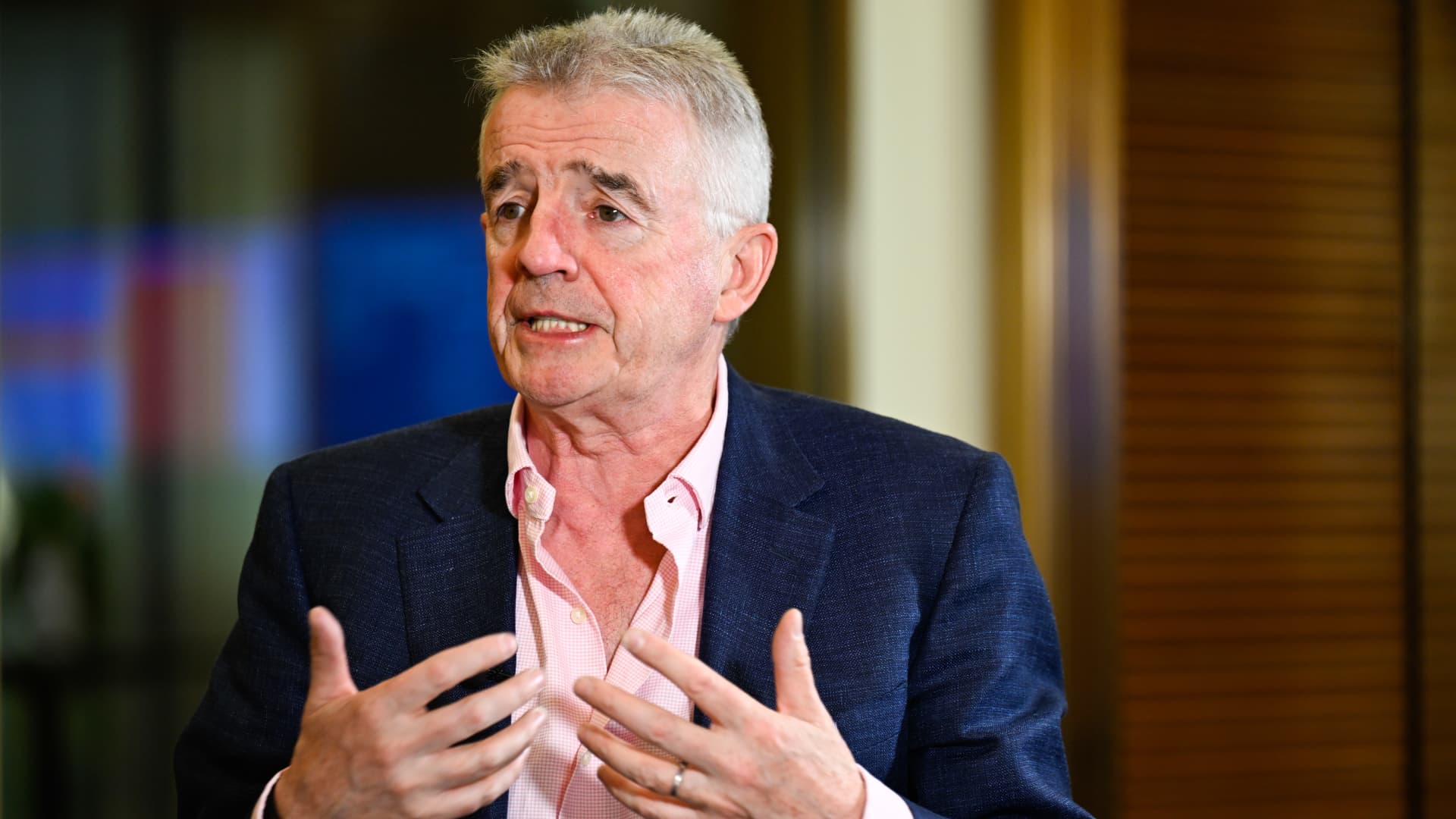 „Ryanair“ vadovas įspėja: jei aviacinių degalų kainos nekis, Europoje bankrutuos vežėjai
