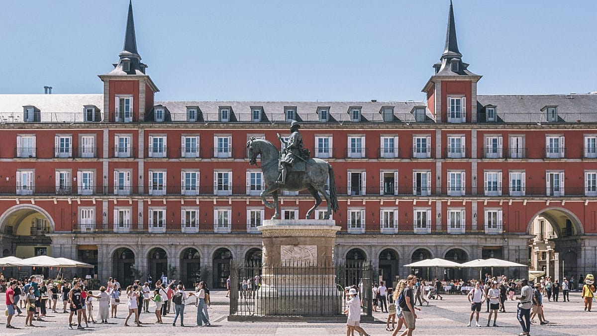 Ispanija 2026-aisiais: nauji muziejai, viešbučiai ir Madrido F-1, bet laukia ir mokestis turistams