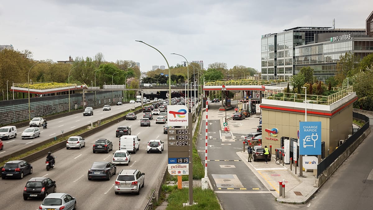 „TotalEnergies“ įjungė maksimalų režimą: Prancūzija ruošiasi degalų šokui Europoje