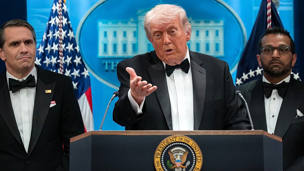 ES lyderiai sureagavo į išpuolį prieš Trumpą: ką tai keičia NATO ir karo Artimuosiuose Rytuose fone