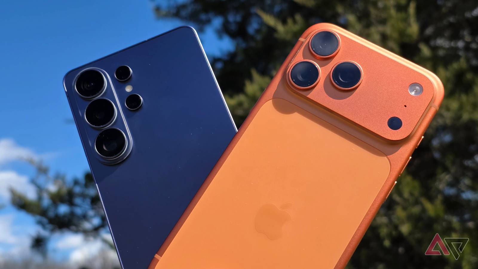 „Apple“ netikėtai kreipėsi į „Samsung“: nori įrodyti, kad „iPhone“ nėra monopolija