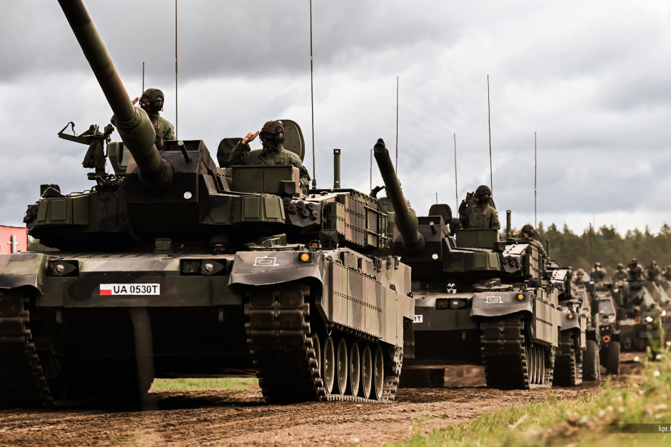 Tankų K2 montavimas grįžta į Lenkiją: „Bumar-Łabędy“ ir „Hyundai Rotem“ pasirašo lemiamą sutartį