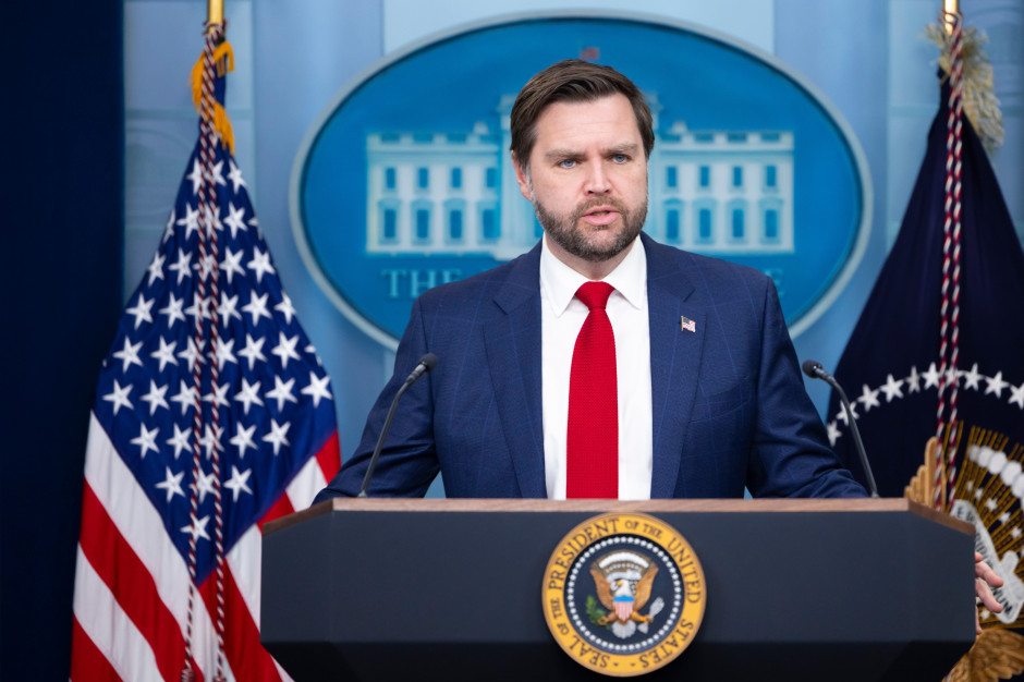 J.D. Vance apie Europą: sąjungininkai „sabotuoja save“ ir turėtų rimčiau žiūrėti į saugumą