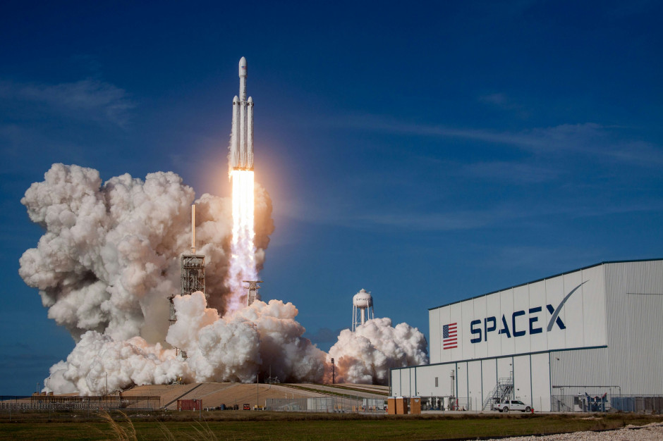 „New York Times“: SpaceX svarsto „Cursor“ perėmimą už 55 mlrd. eurų, tikslas – DI šuolis