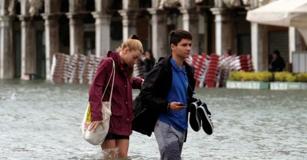 Venecijos potvynių barjeras „Mose“ vis dažniau uždaromas: mokslininkai svarsto naujas išeitis