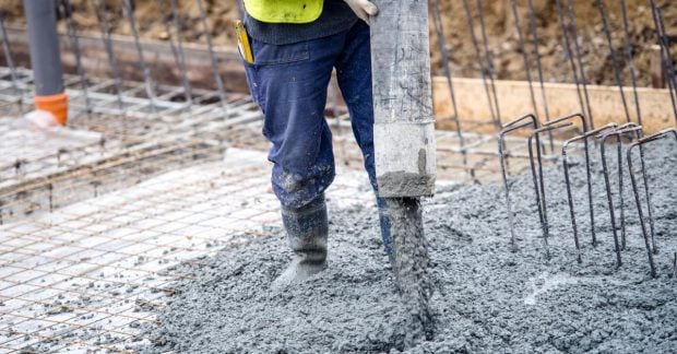 Argentino išradimas gali pakeisti remontą: magnetinis cementas leis pamiršti gręžimą ir dulkes