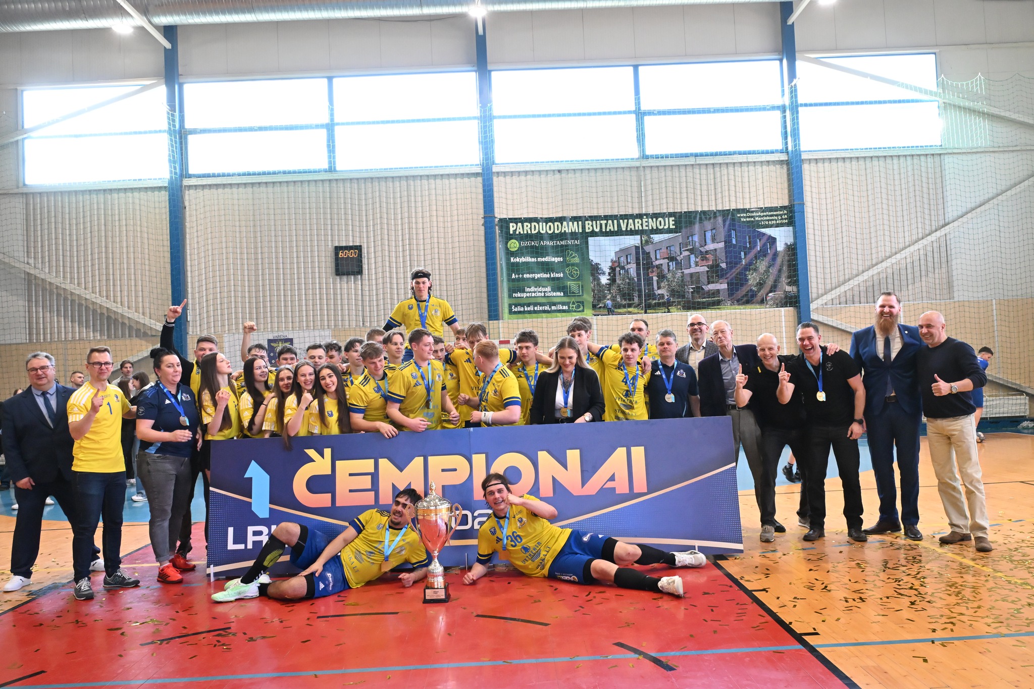 Varėnos „Ūla 2“ vėl ant viršūnės: finale palaužė vilniečius, paaiškėjo sezono herojai
