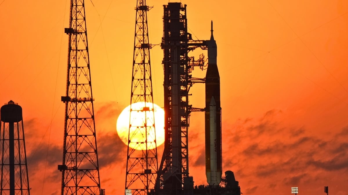 „NASA“ pradėjo atgalinį skaičiavimą: pirmas žmonių skrydis į Mėnulį po 53 metų jau čia