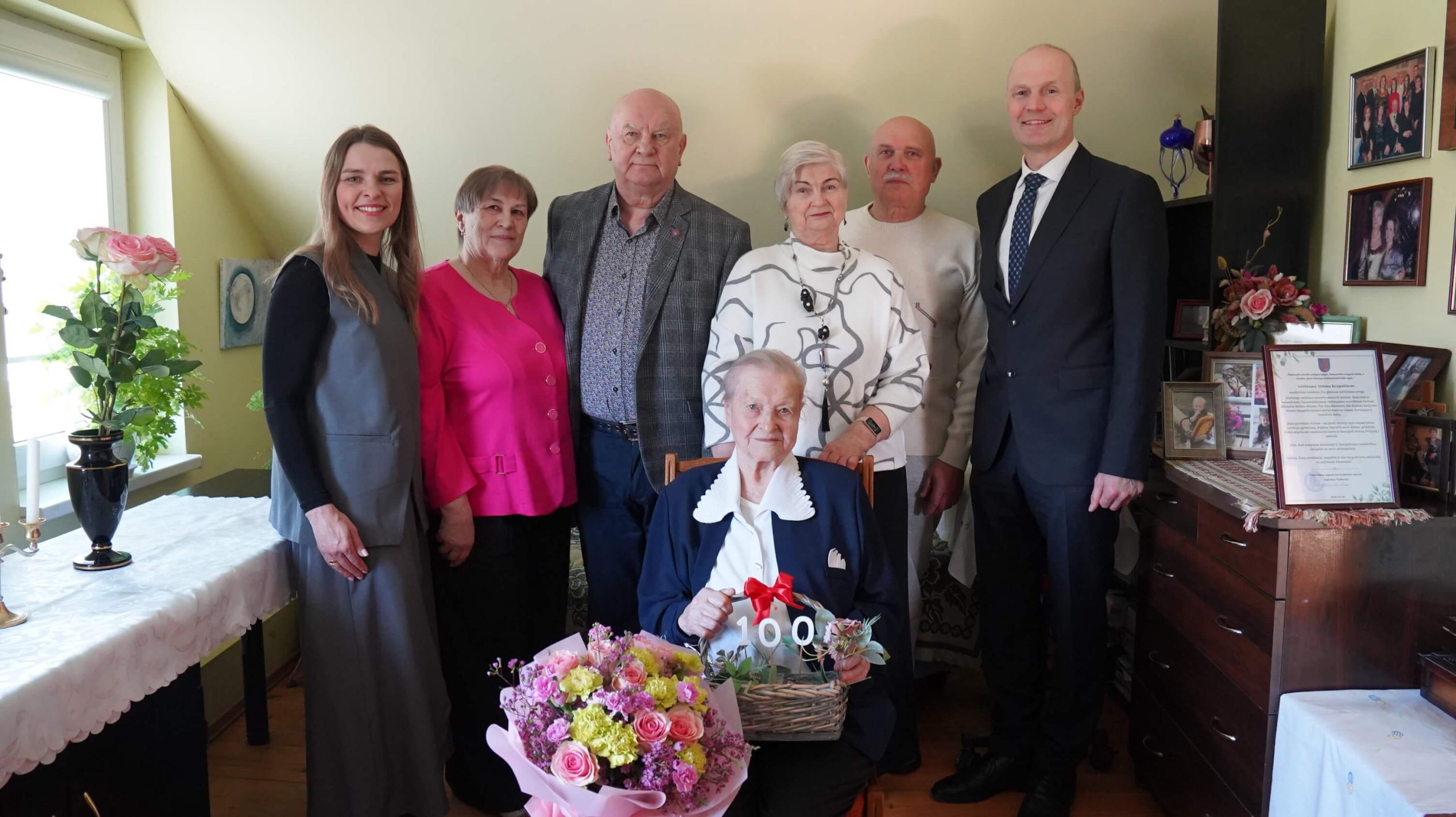100 metų sukaktis Vilkaviškyje: ką atskleidė jubiliatė Aldona Krapaitienė