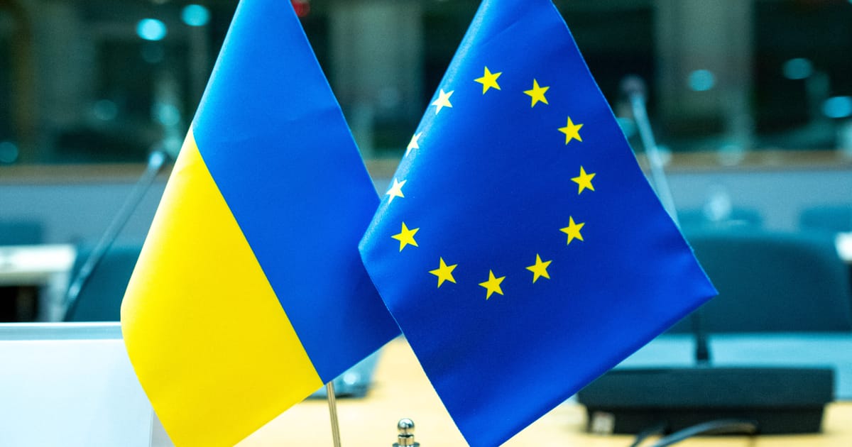 ES ambasadoriai spręs dėl 90 mlrd. eurų paskolos Ukrainai: viską lems nafta į Vengriją