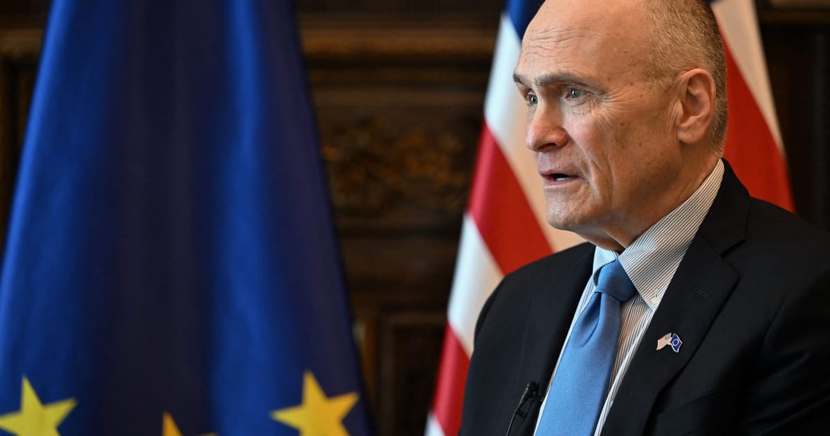 JAV ambasadorius ragina ES nekeisti Turnberry prekybos susitarimo: a deal is a deal