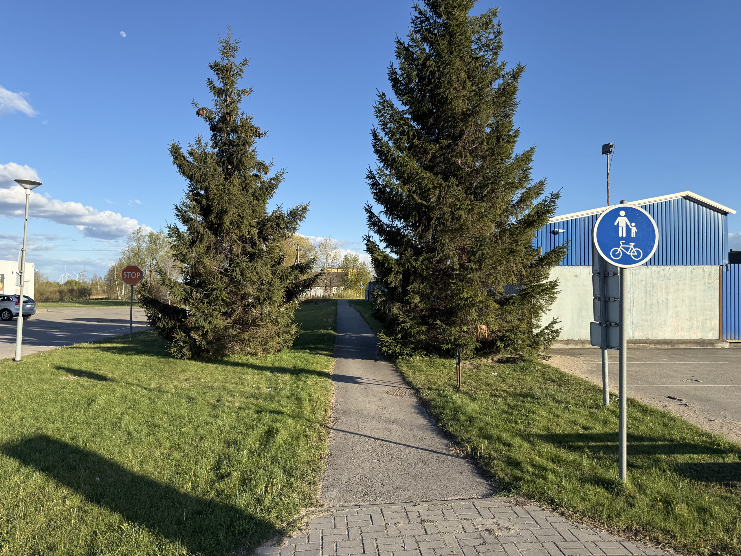 Tauragėje rekonstruos pėsčiųjų ir dviračių taką Pramonės gatvėje: sutartis už 39 216 eurų
