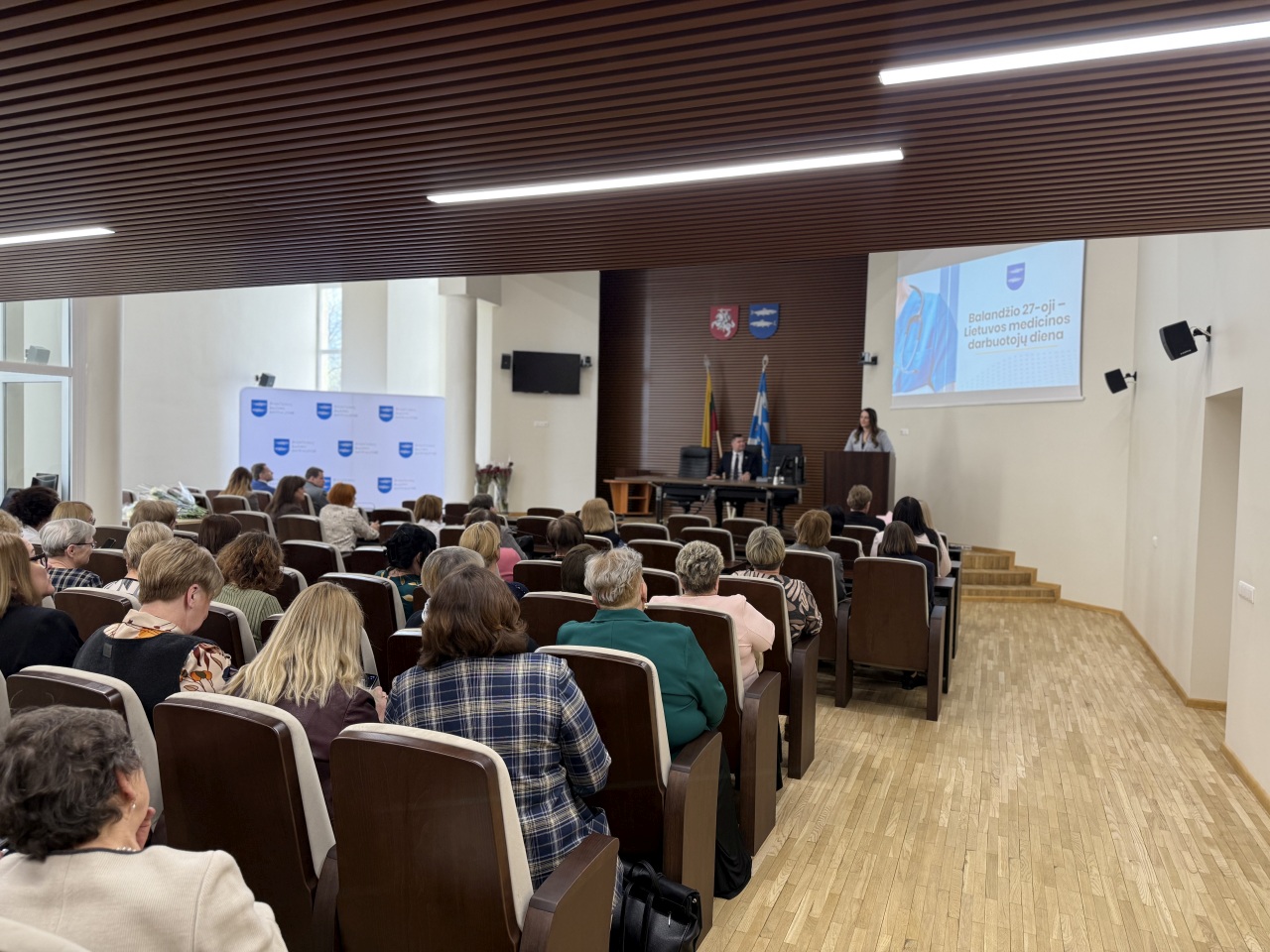 Medicinos darbuotojų diena Švenčionyse: padėkos 26 specialistams ir išskirtinis įvertinimas gydytojai