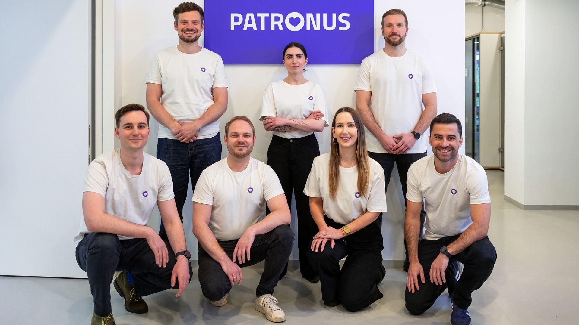 Berlyno „Patronus“ pritraukė 11 mln. eurų: išmanusis laikrodis senjorams ir šeimos programėlė