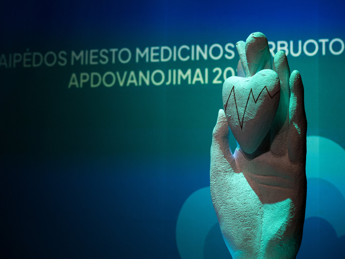 Klaipėdoje įteikti miesto medicinos apdovanojimai: įvertinti metų gydytojai ir slaugytojai