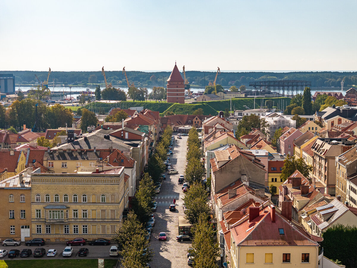 Klaipėdos senamiestyje – griežtesnės taisyklės lauko kavinėms: aišku, kada jos įsigalios