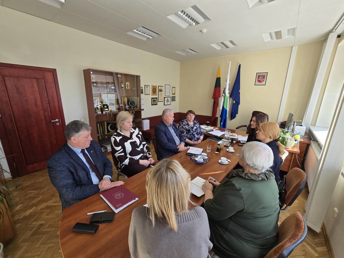 Anykščiuose planuojamas „Spiečius“: savivaldybė su Inovacijų agentūra ieško vietos centrui