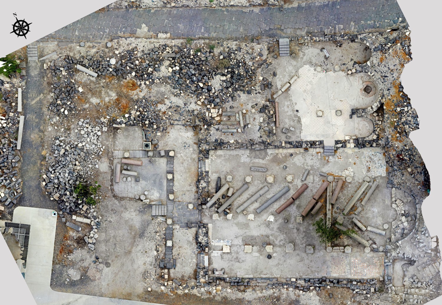 Stulbinantis radinys Hippos mieste: marmuro blokas ir du baptisterijai keičia istorikų versijas