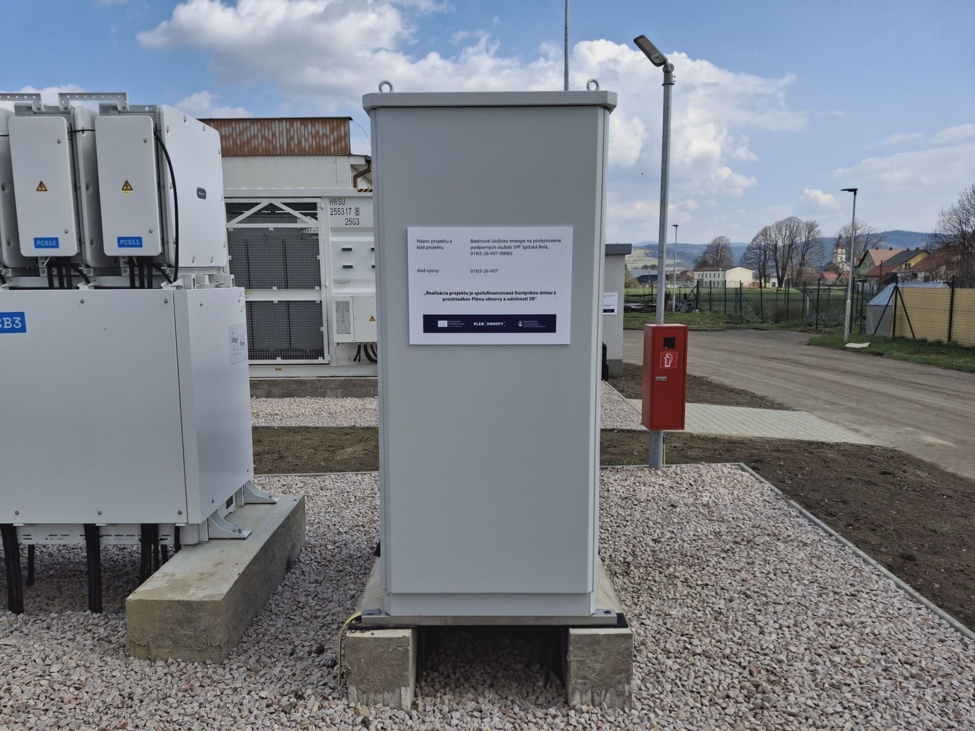 Slovakijoje „SPP“ į tinklą prijungė naują baterijų kaupiklį: 4 MW galia skirta stabilumui