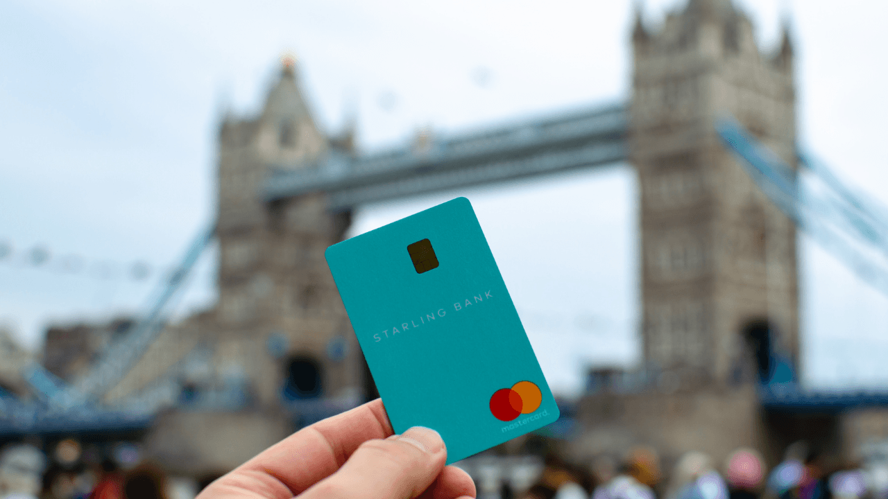 „Starling Bank“ JAV mažmeninės bankininkystės nesieks: plėtra vyks per B2B platformą „Engine“