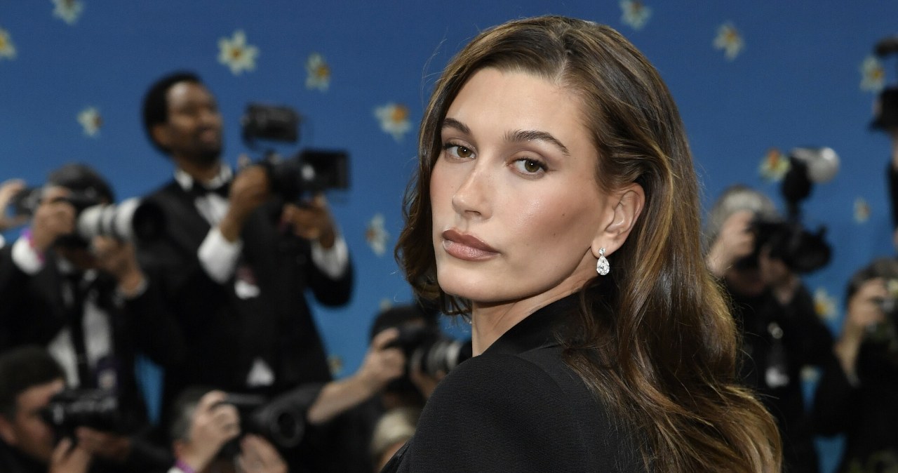 Sportinės šortų „kolarkės“ vėl grįžta: Hailey Bieber parodė derinį, kurį kopijuos visi