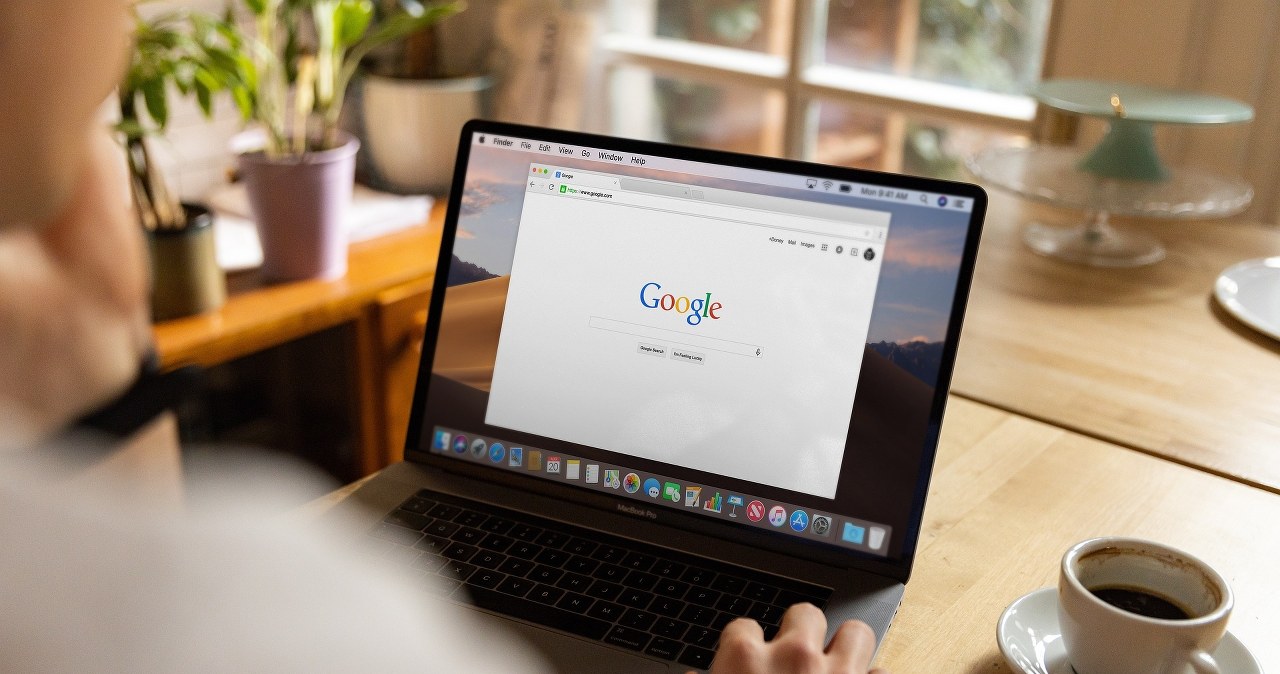 „Google“ paieškoje – naujovė Lenkijoje: leis pasirinkti mėgstamus šaltinius „Top stories“